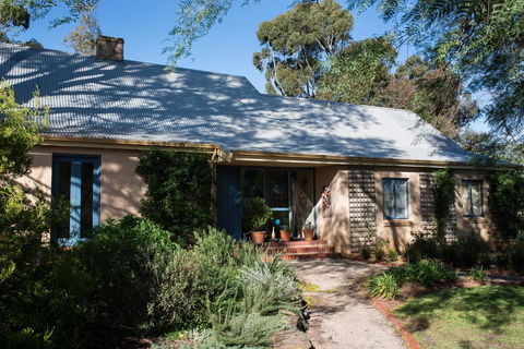 The Cottage At Riverside Farm - Accommodation ACT 2