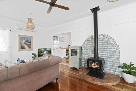 The Cottage On Lamington - Accommodation ACT 2