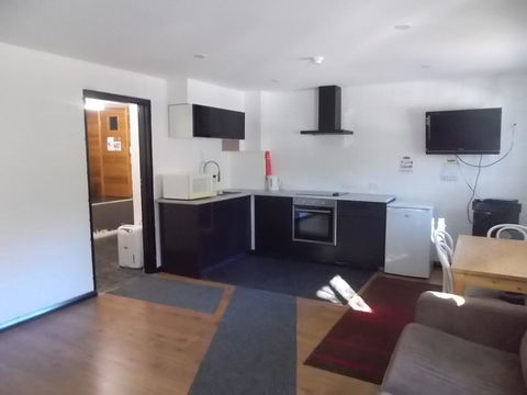 The Granny Flat - Accommodation ACT 3