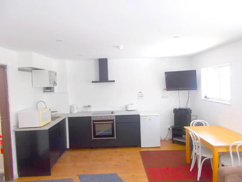 The Granny Flat - Accommodation ACT 2
