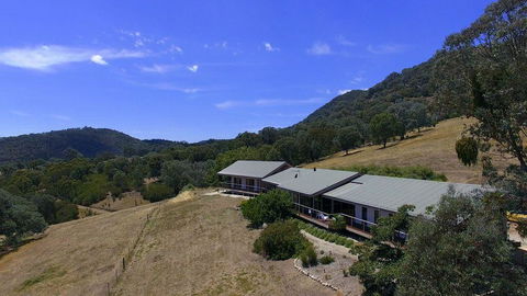The Homestead At Holmeslgen At Eildon - Accommodation ACT 0