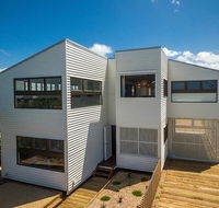The Lennoxhaus - Accommodation ACT