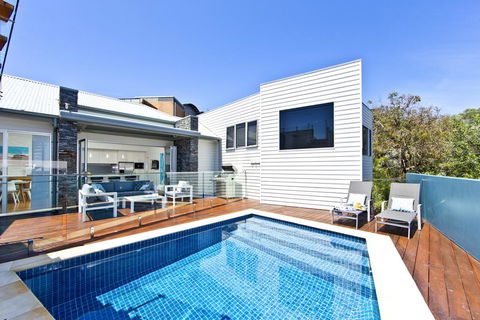 The Lookout - Ultra Modern And Luxurious - Accommodation ACT 1