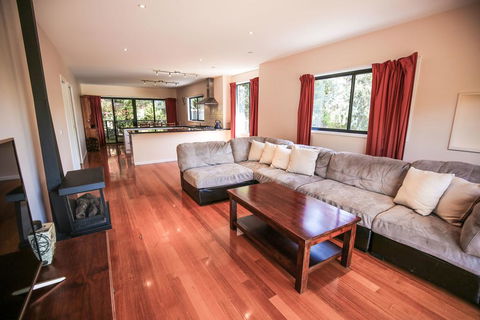 The Nisse House - Accommodation ACT 1