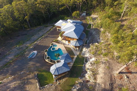 The Pool House - Accommodation ACT 0