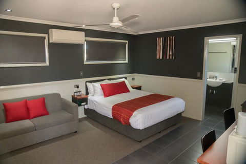 The Rocks Motel - Accommodation ACT 1