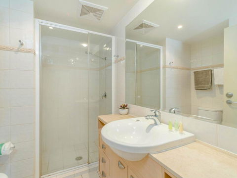 The Sands 7- Great Views Across The Ocean - Accommodation ACT 2