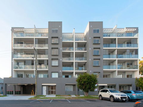 The Shoal, Unit 309/4-8 Bullecourt Street - Accommodation ACT 2