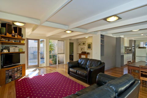 The Terrace Grove - Accommodation ACT 3