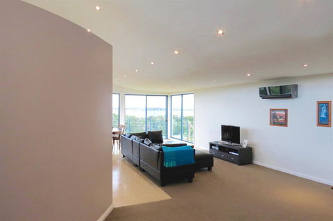 The Wave Oasis SC B&B - Accommodation ACT 3
