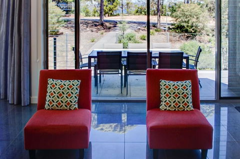 The White House Merimbula - Accommodation ACT 1