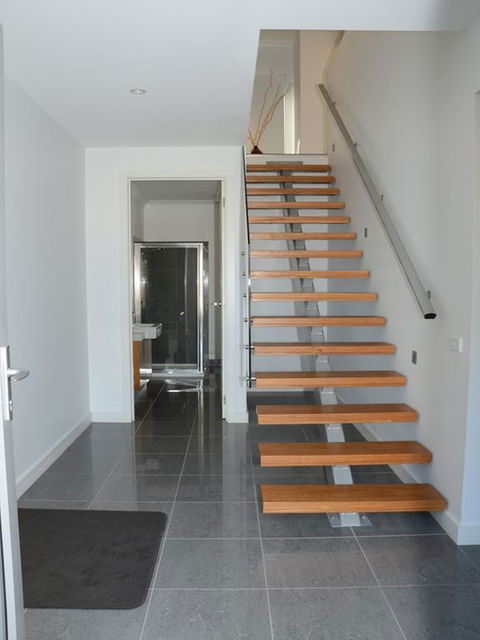 The White House Merimbula - Accommodation ACT 3