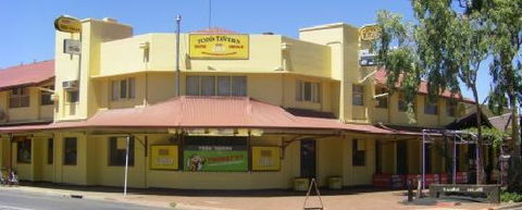 Todd Tavern - Accommodation ACT 1