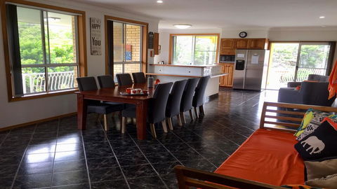 Top Deck Beachside - Accommodation ACT 3