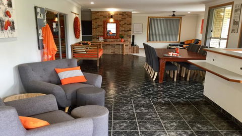 Top Deck Beachside - Accommodation ACT 0