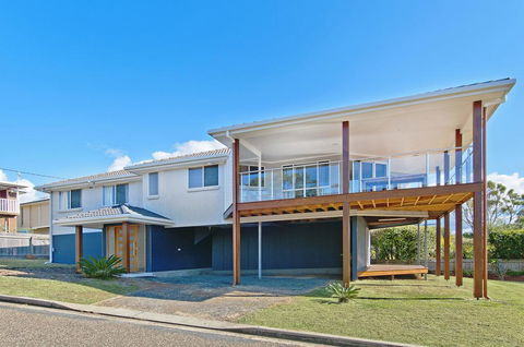 TOPVIEWS - 15Second Av BH - Accommodation ACT 0