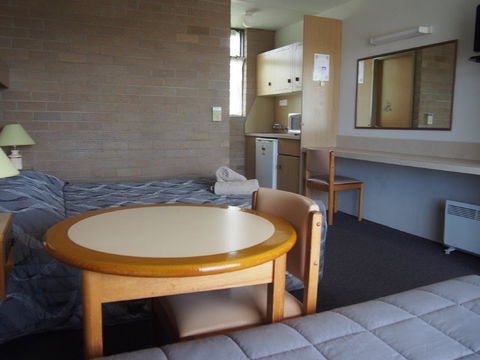 Town Centre Motor Inn - Accommodation ACT 1