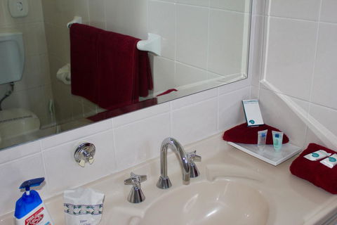 Town And Country Motor Inn - Accommodation ACT 2