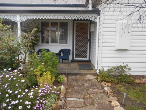 Travellers Rest B&B - Accommodation ACT 3