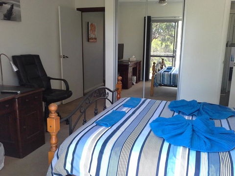 Tree Lodge - Accommodation ACT 2