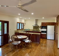 Tropical Styling - Accommodation ACT