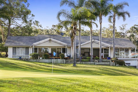 Tura Beach Golf Stays - Accommodation ACT 1