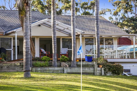 Tura Beach Golf Stays - Accommodation ACT 0