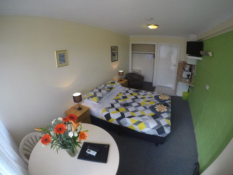 Turn-in Motel - Accommodation ACT 0