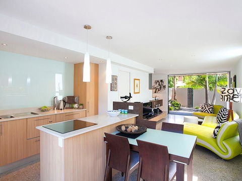 U3/27 Noosa Parade, Noosa Sound - Accommodation ACT 3