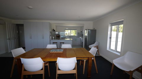 Umtali Beach House - Accommodation ACT 1