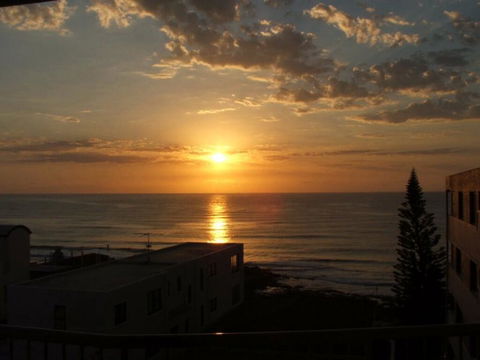 Unit 5 Sanctuary Shores, Kings Beach - Free Wifi! - Accommodation ACT 0