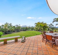 Unrivaled Ocean and City views from Resort Style 3bed with Garden - Accommodation ACT