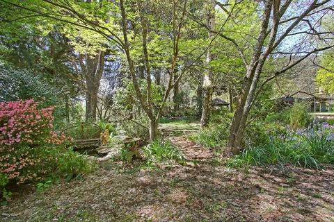 Until - Country Garden Setting - Accommodation ACT 1