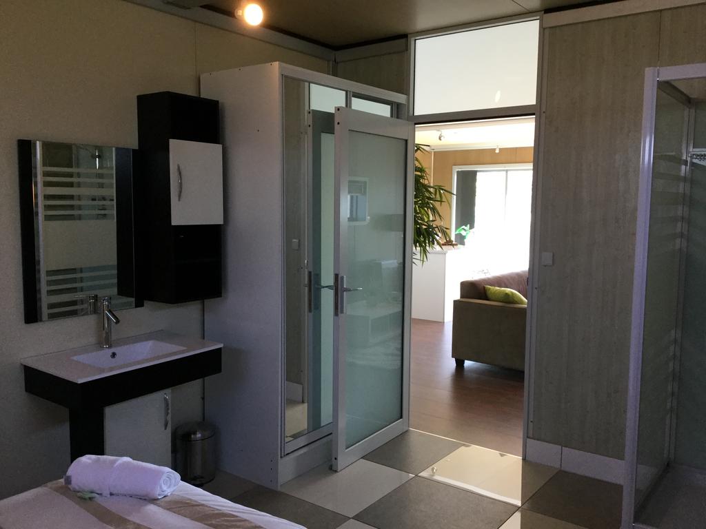  Accommodation ACT