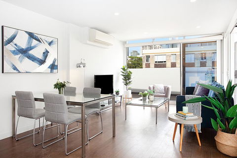 Urban Rest - Riley St - Accommodation ACT 0