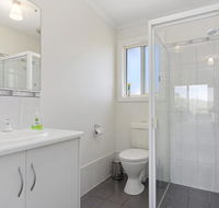 VALLEY VIEWS - 10 Valley Heights Drive - Accommodation ACT