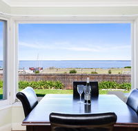 Victor Harbor Beachfront Bliss  WiFi - Accommodation ACT
