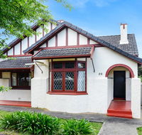 Victor Harbor Cottage 'Cornhill' - Pet Friendly - Accommodation ACT