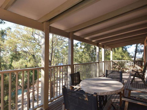 Villa 4br Vignerons Lodge Resort Condo Located Within Cypress Lakes Resort (nothing Is More Central) - Accommodation ACT 3