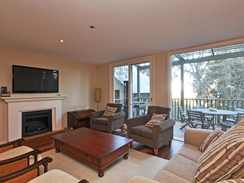 Villa 3br Vista Resort Condo Located Within Cypress Lakes Resort (nothing Is More Central) - Accommodation ACT 3