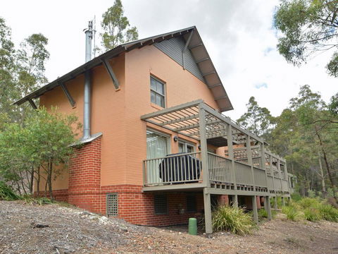 Villa Executive 2br Barbera Resort Condo Located Within Cypress Lakes Resort (nothing Is More Central) - Accommodation ACT 3