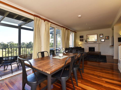 Villa Executive 2br Ferre Resort Condo Located Within Cypress Lakes Resort (nothing Is More Central) - Accommodation ACT 0