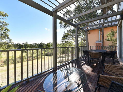 Villa Executive 2br Ferre Resort Condo Located Within Cypress Lakes Resort (nothing Is More Central) - Accommodation ACT 3