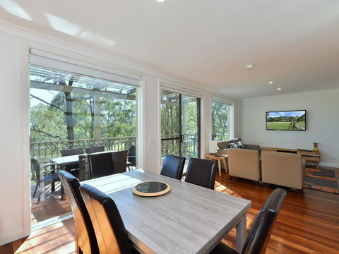 Villa Executive 2br Quattro Resort Condo Located Within Cypress Lakes Resort (nothing Is More Central) - Accommodation ACT 2