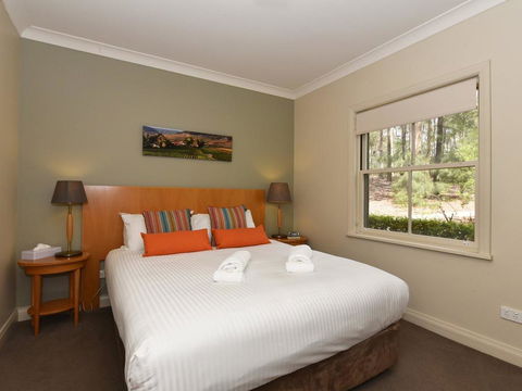 Villa Executive 2br Sangiovese Resort Condo Located Within Cypress Lakes Resort (nothing Is More Central) - Accommodation ACT 3