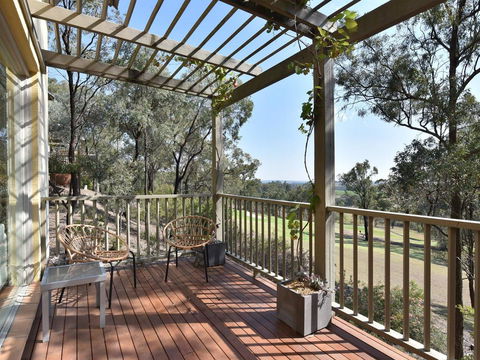 Villa Executive 2br Viti Resort Condo Located Within Cypress Lakes Resort (nothing Is More Central) - Accommodation ACT 1