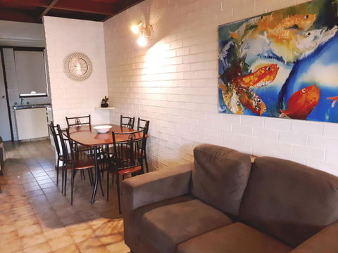 Villa Seven - Accommodation ACT 1