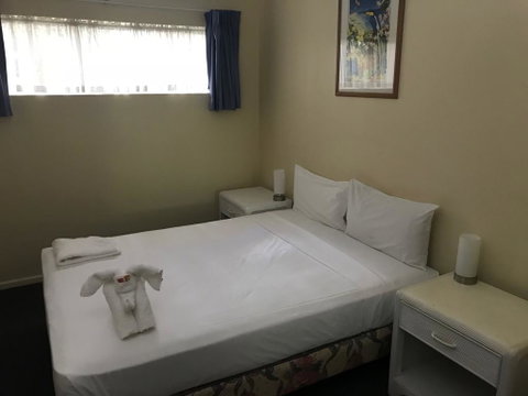Villa Vaucluse Apartments - Accommodation ACT 2