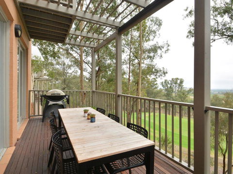 Villas Diciotto (sleeps 18) Resort Condos Located Within Cypress Lakes Resort (nothing Is More Central) - Accommodation ACT 0