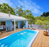 Wanjii II Pool  Spa Getaway - Accommodation ACT